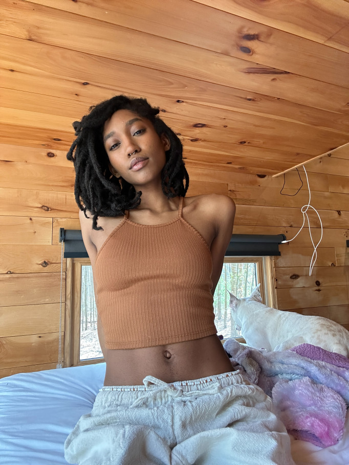 Kora Elle — profile photograph