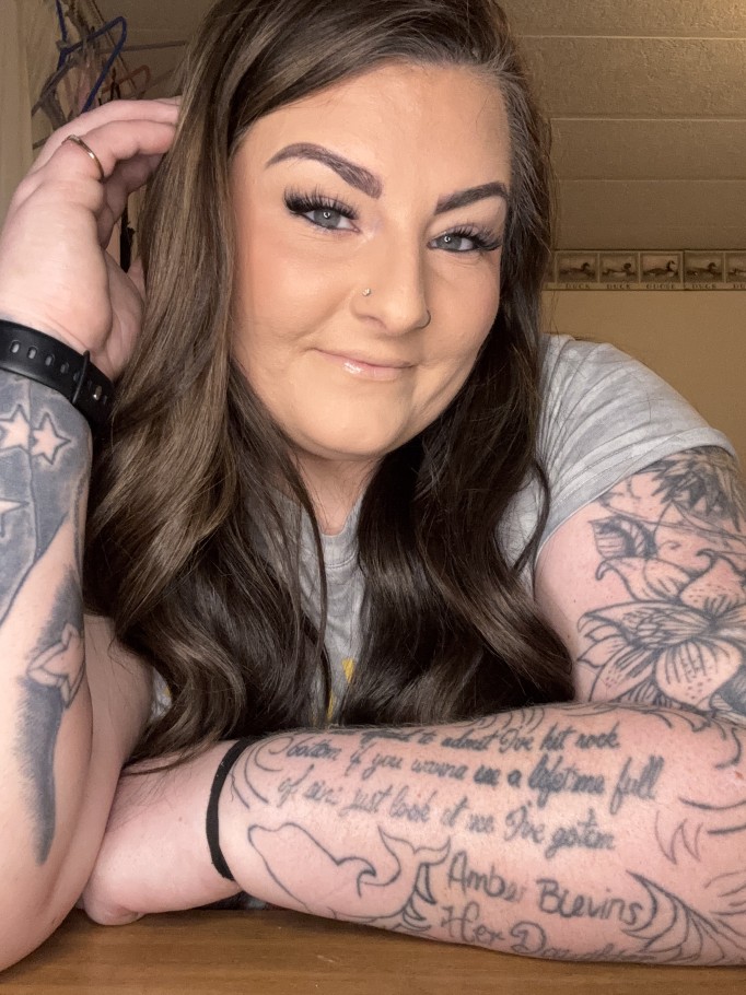 Ali Mae Belll — profile photograph